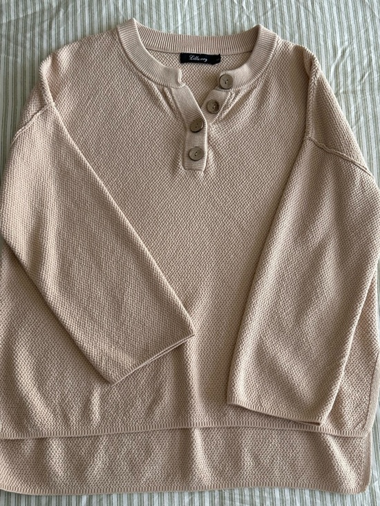None Tops - EUC Women's Long Sleeve Henley Top in Cream